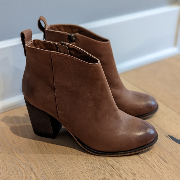 BP ankle boots - Picture 2 of 8